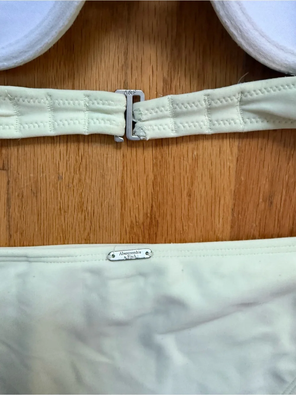 Abercrombie & Fitch Twist Front Bikini - Picture 4 of 5
